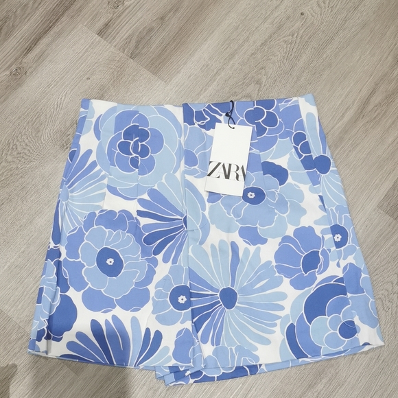 Zara Floral Print shorts - Picture 7 of 8